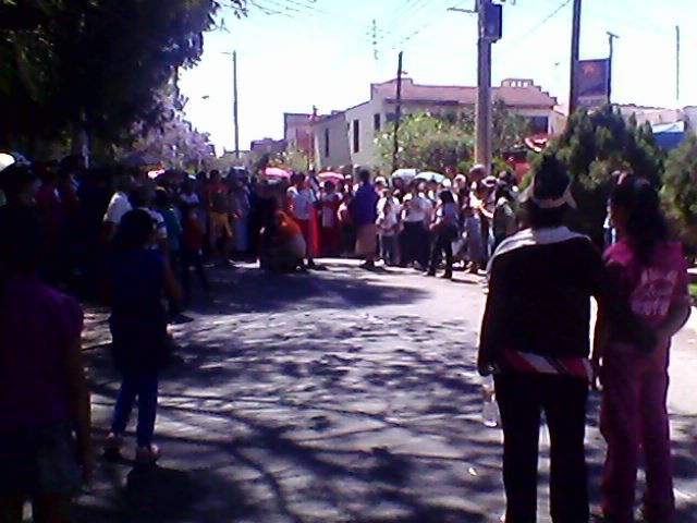 el caminar de jesus por calles de arcos