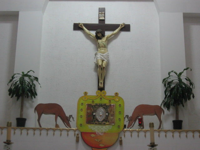 ENTREGA DEL TEMPLO POR EL OBISPO