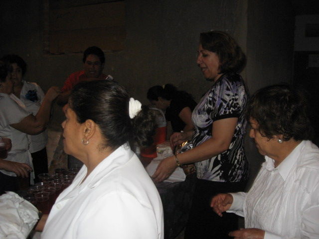ENTREGA DEL TEMPLO POR EL OBISPO
